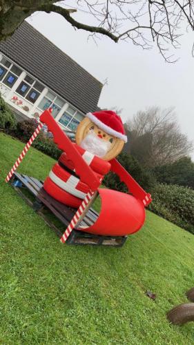 Outdoor Recycled Christmas Display 2020 - Santa in his sleigh